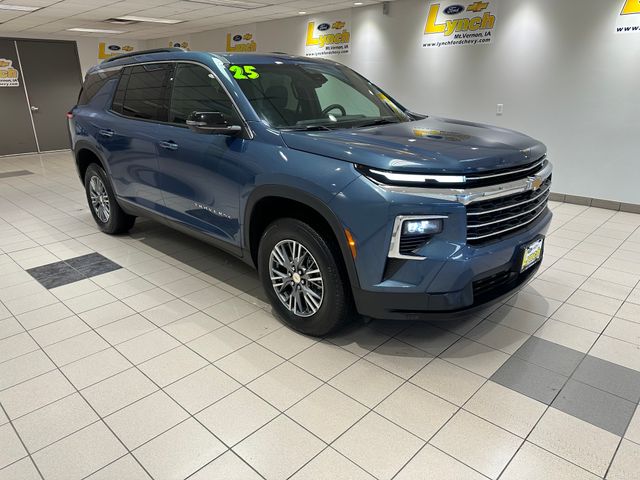 2025 Chevrolet Traverse LT's photo