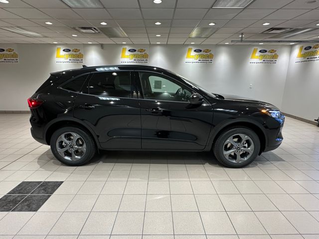 2026 Ford Escape ST-Line Select photo 2