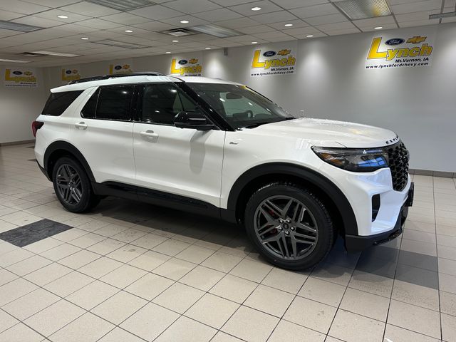 2026 Ford Explorer ST-LINE's photo