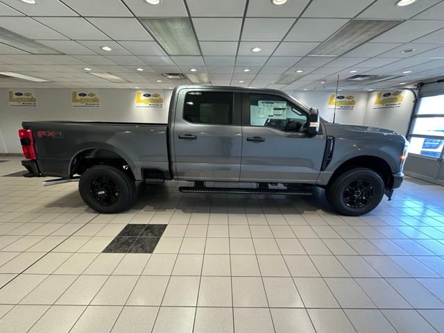 2026 Ford F-250 photo 2