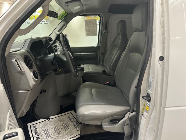 2012 Ford E-250 photo 3