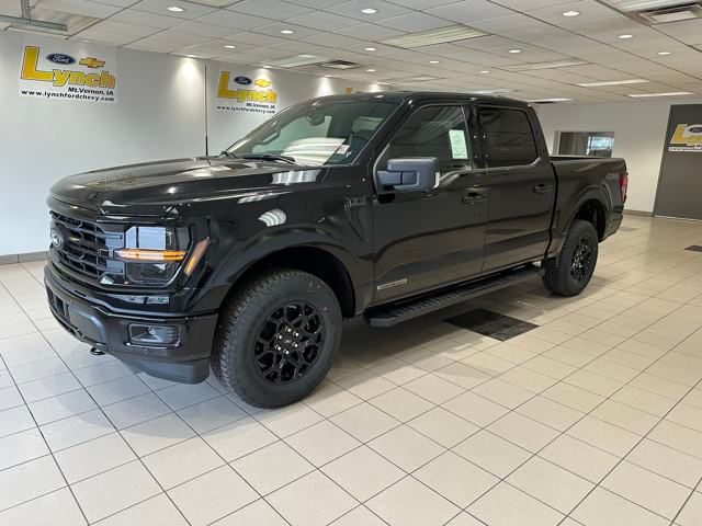 2025 Ford F-150 XLT photo 2