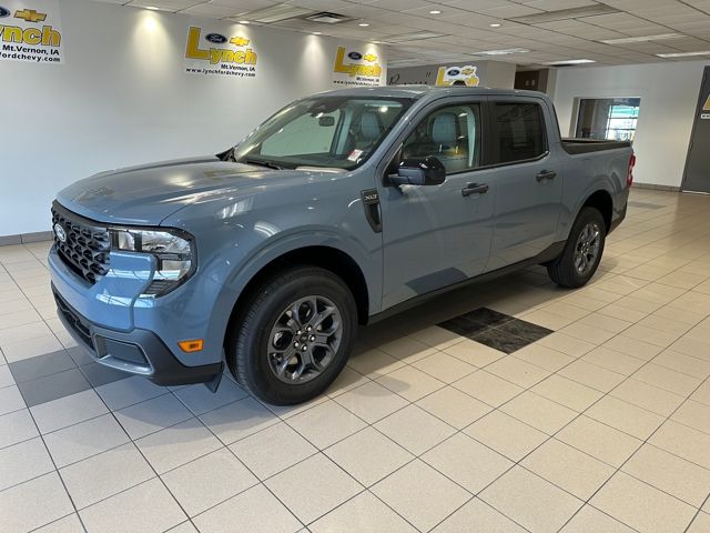 2025 Ford Maverick XLT photo 2