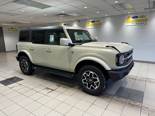 2025 Ford Bronco 4-Door Outer Banks's photo