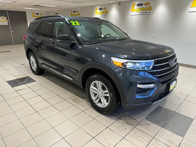 2023 Ford Explorer XLT's photo