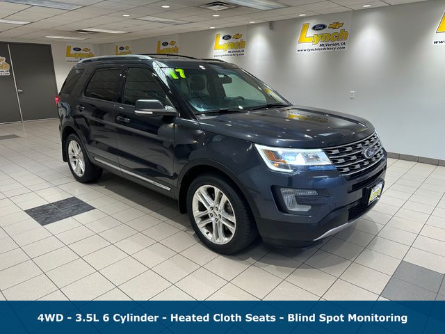 2017 Ford Explorer XLT 4WD's photo