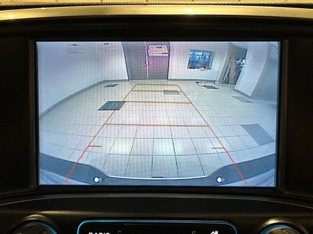 2018 Chevrolet Silverado 1500 LT photo 4