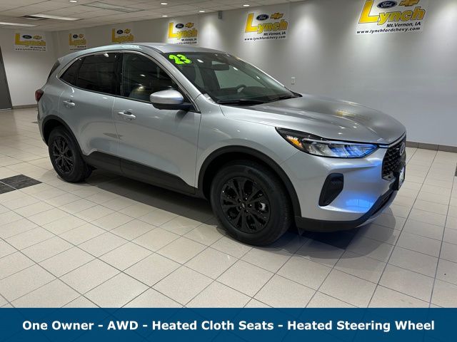 2023 Ford Escape Active's photo