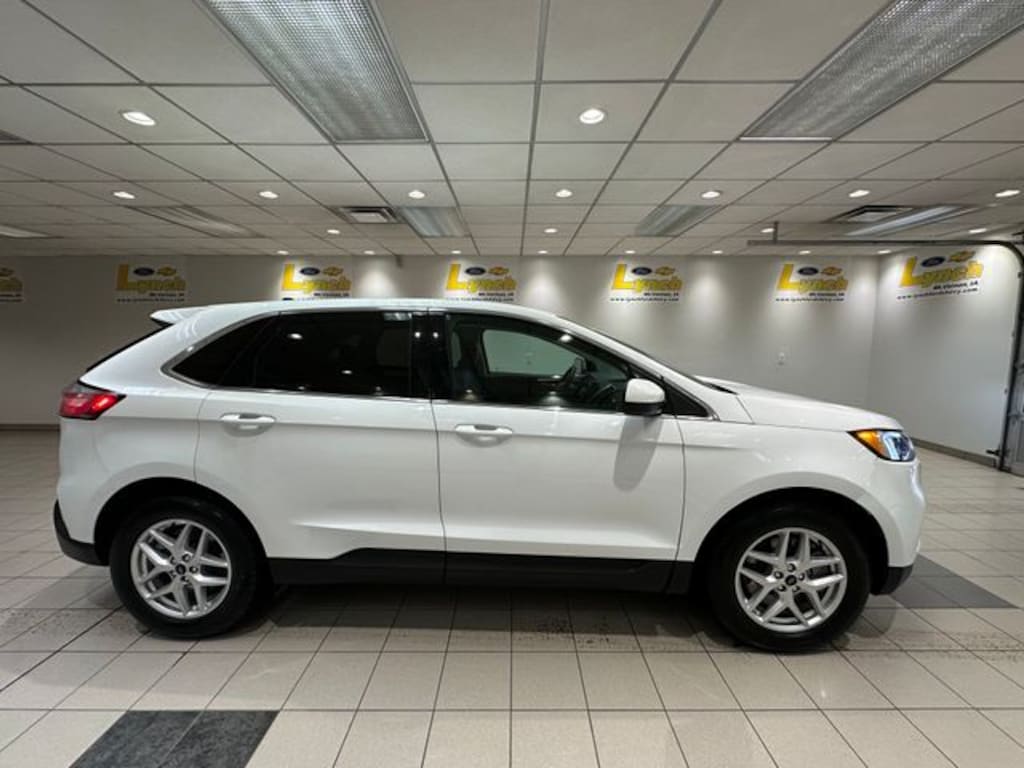 Used 2024 Ford Edge SEL SUV