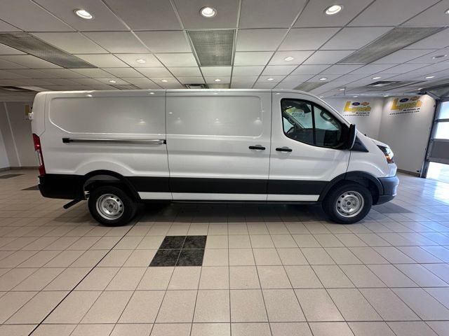 2025 Ford Transit photo 3