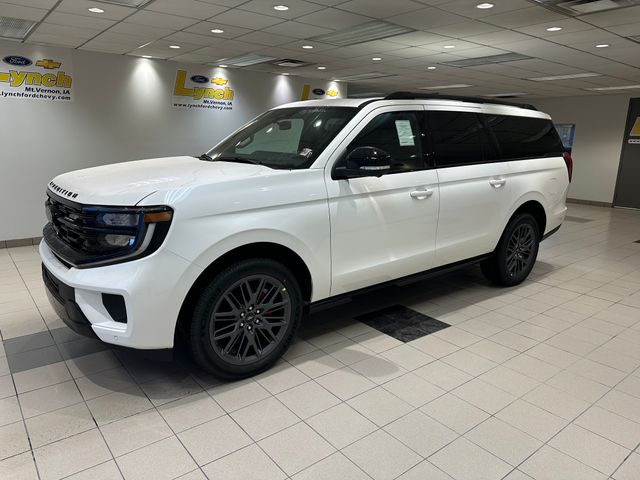 2025 Ford Expedition MAX Platinum photo 2