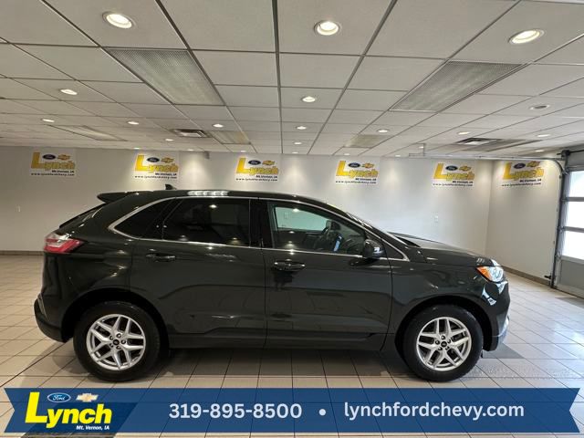 2023 Ford Edge SEL photo 3