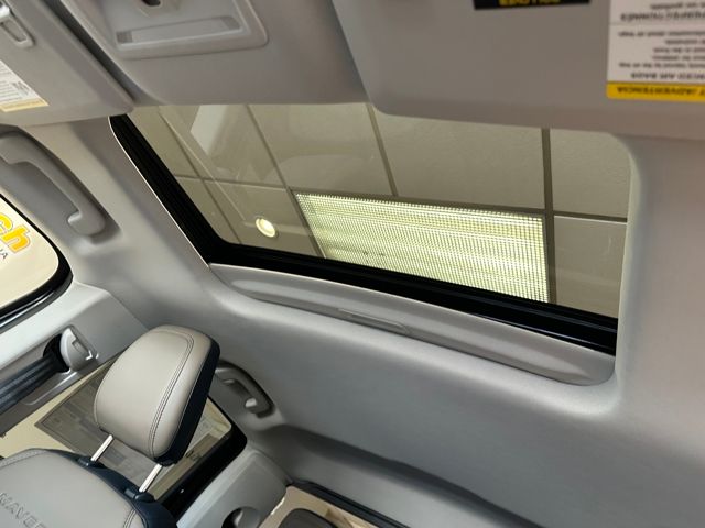 2025 Ford Maverick Lariat photo 4
