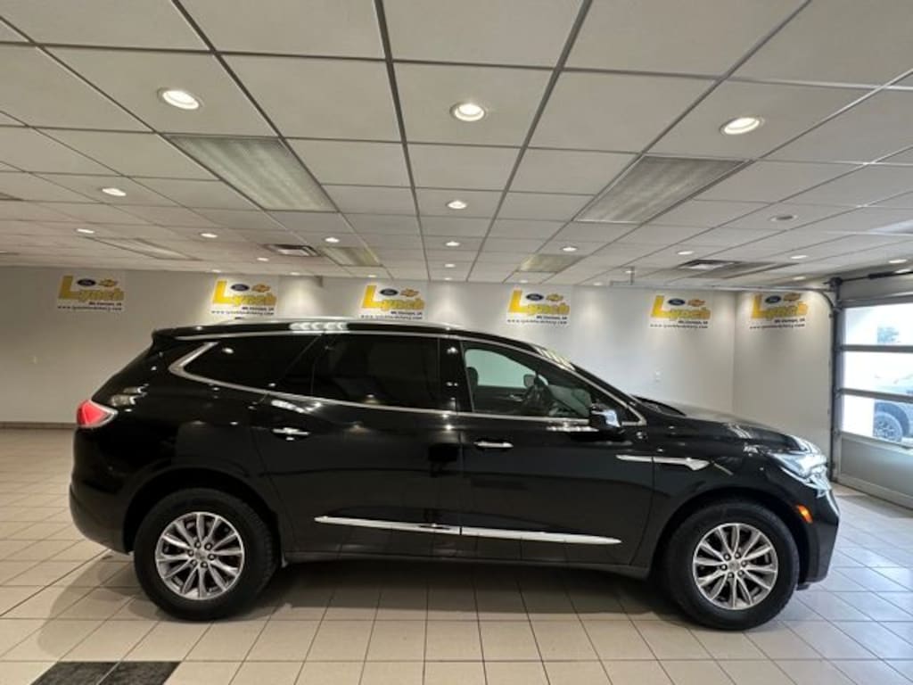 Used 2023 Buick Enclave Essence SUV