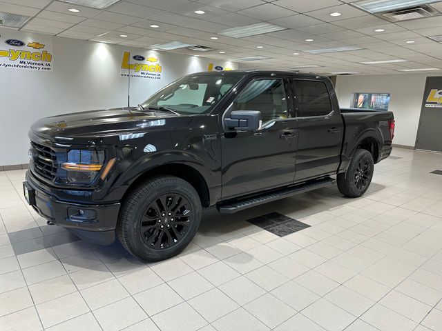 2025 Ford F-150 XLT photo 2