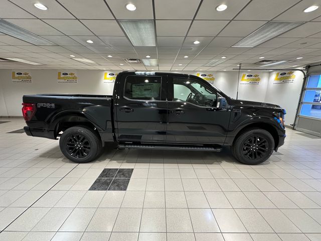 2025 Ford F-150 XLT photo 3