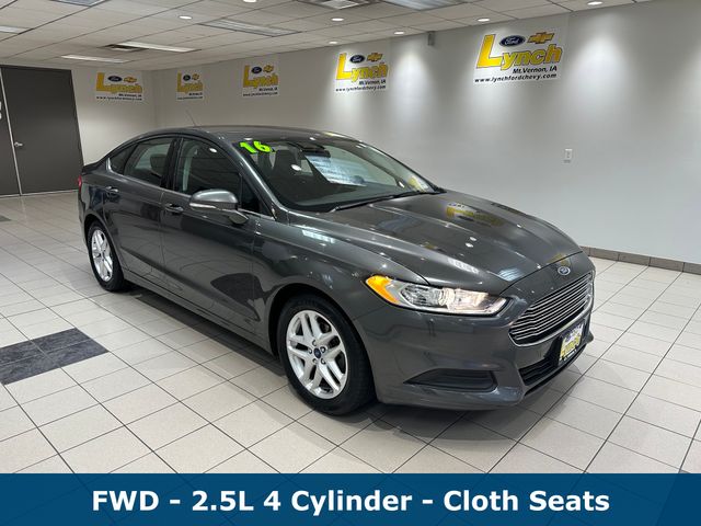 2016 Ford Fusion SE FWD's photo
