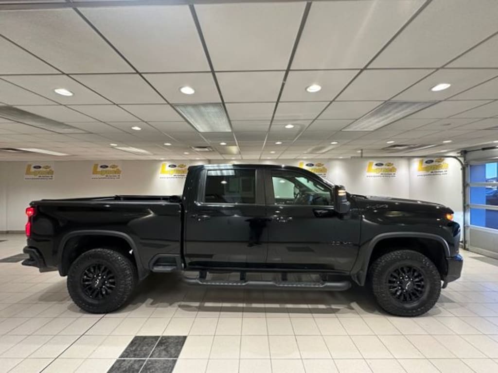 Used 2022 Chevrolet Silverado 2500HD LTZ Truck Crew Cab