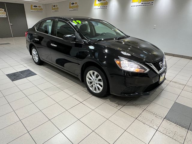 2019 Nissan Sentra SV's photo