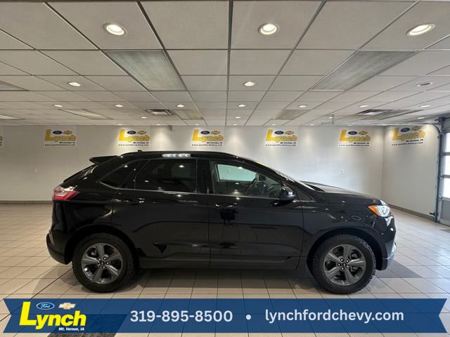 2024 Ford Edge SEL photo 3