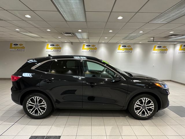 2020 Ford Escape SEL photo 3