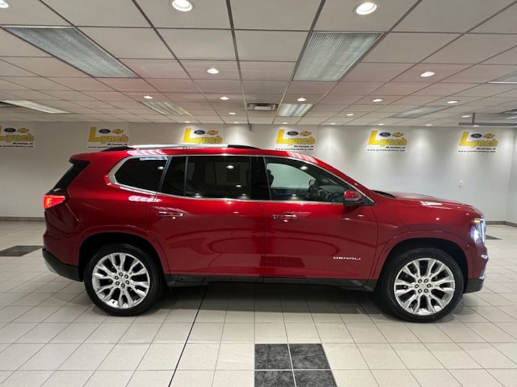 Used 2024 GMC Acadia Denali SUV