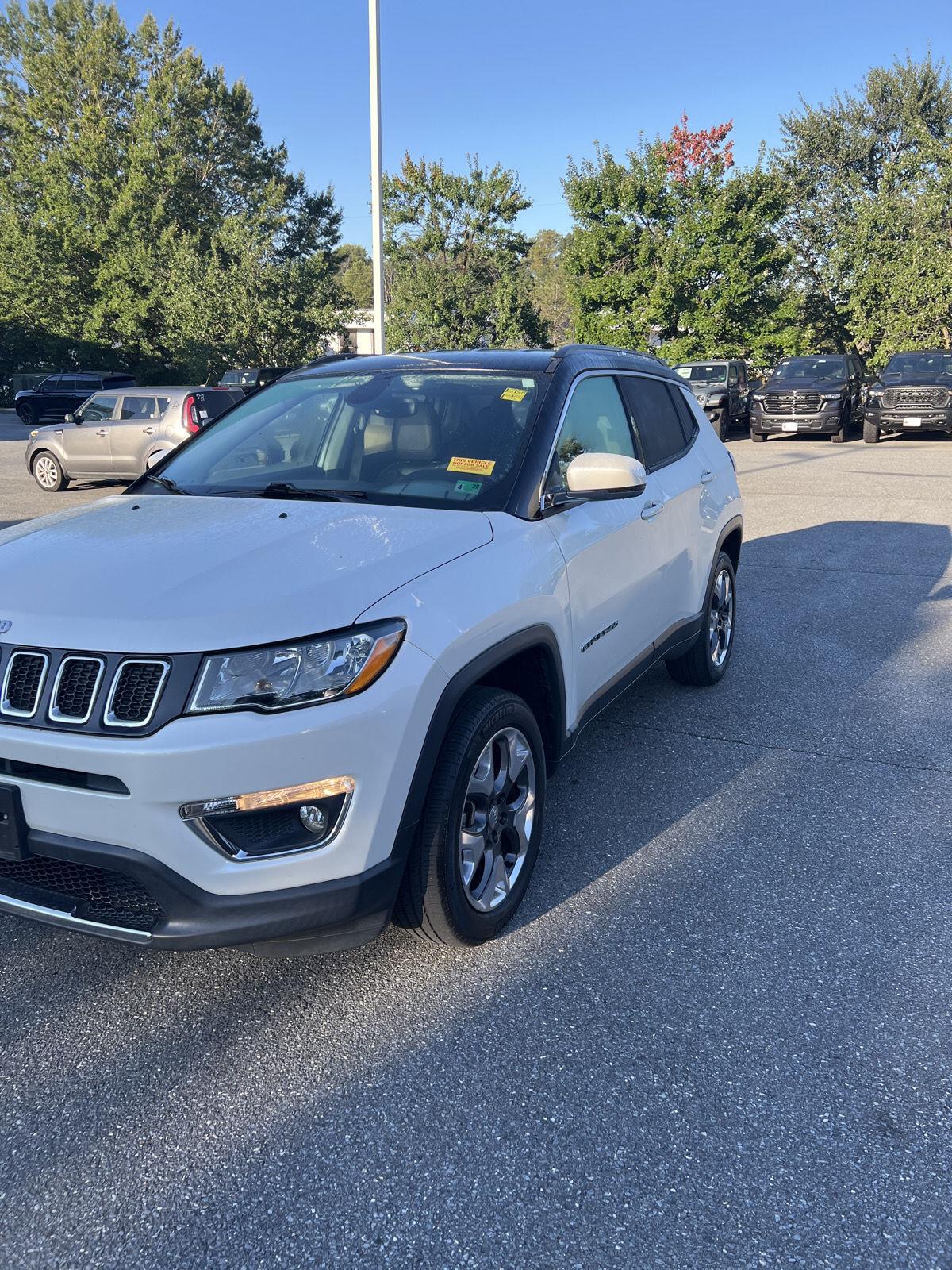 2018 Jeep Compass Limited photo 2