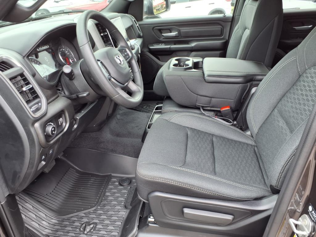2026 Ram 1500 Warlock photo 3