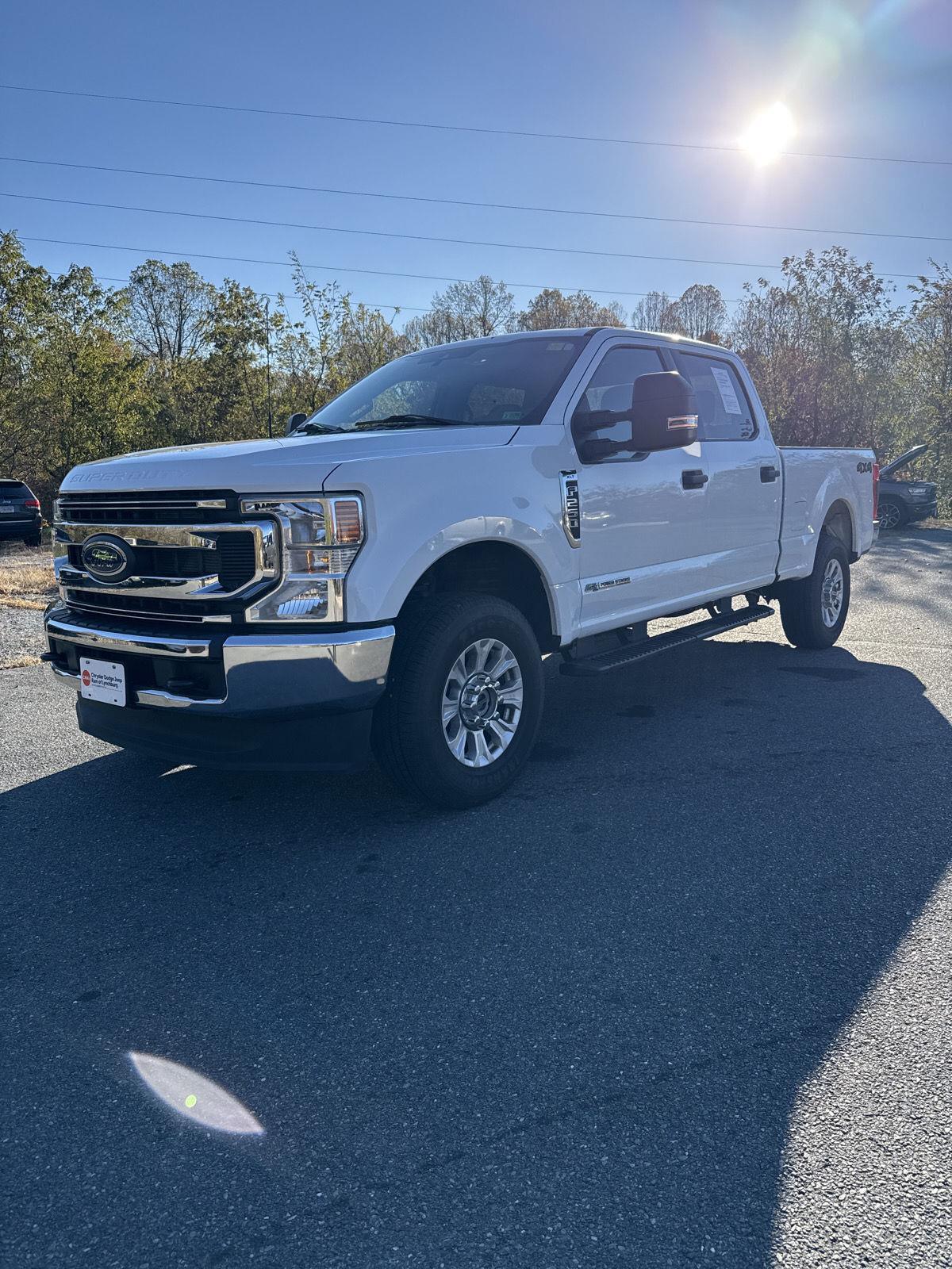 2022 Ford F-250 XLT photo 2