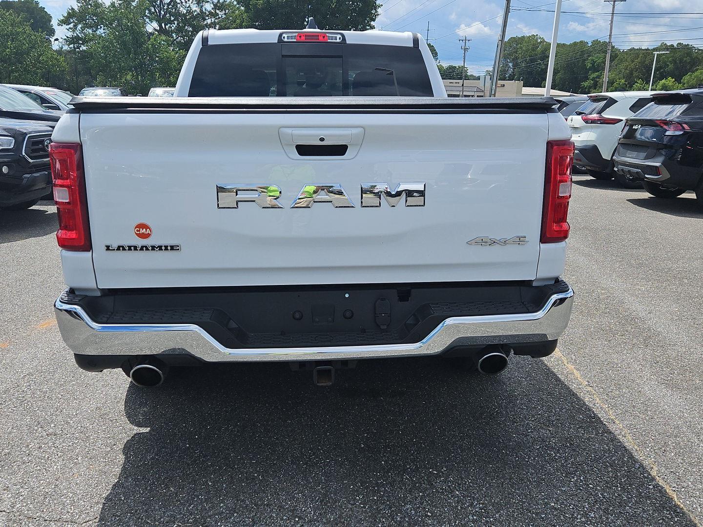 2025 Ram 1500 Laramie photo 4