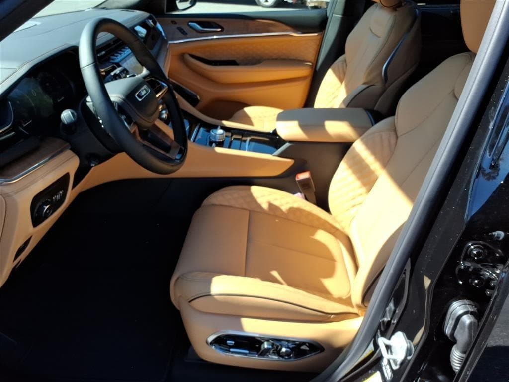 New 2025 Jeep Grand Cherokee Summit Reserve SUV