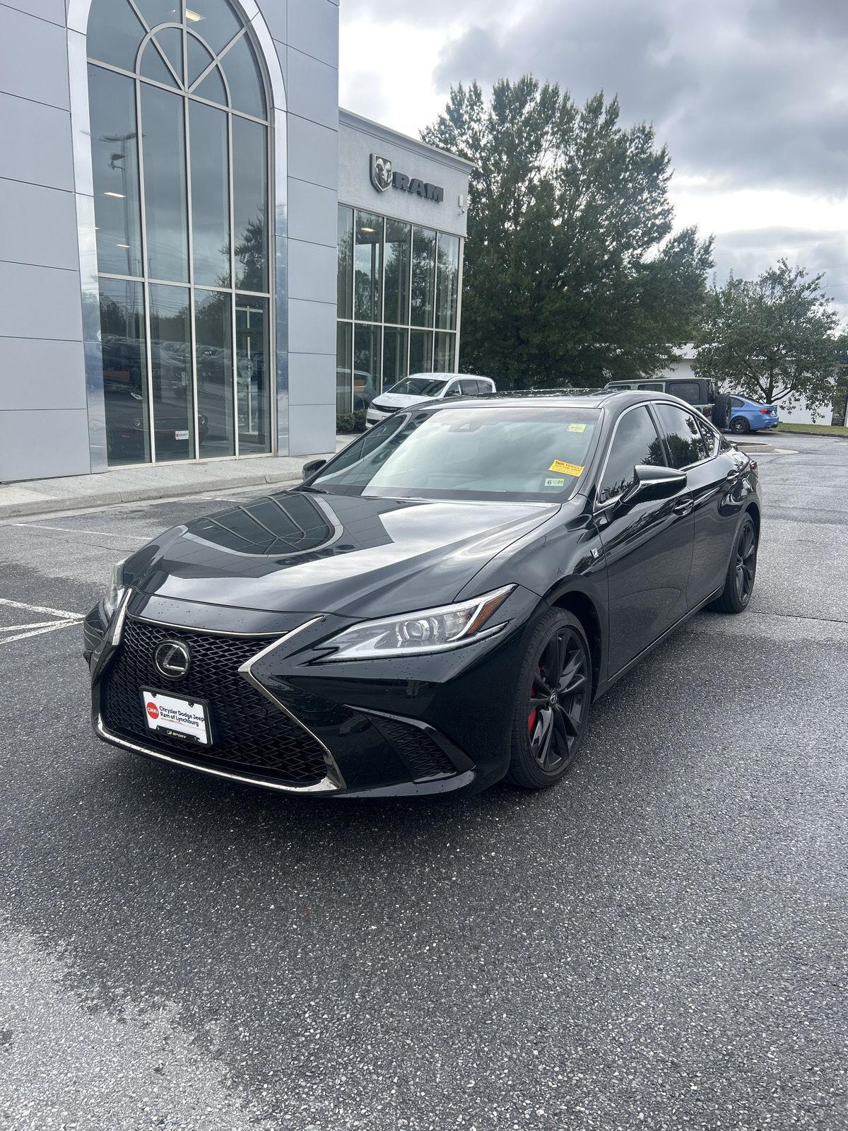 2024 Lexus ES 350 F SPORT Handling photo 2