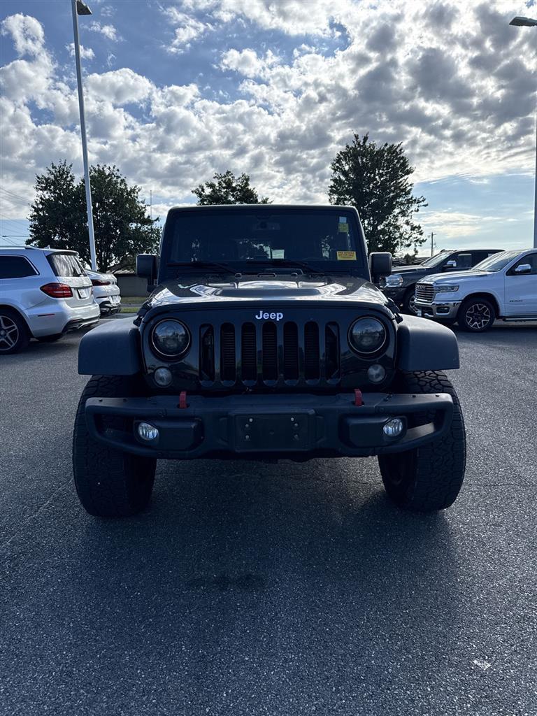 2016 Jeep Wrangler Unlimited Rubicon photo 3