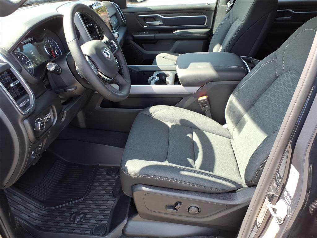 2026 Ram 1500 Big Horn photo 3