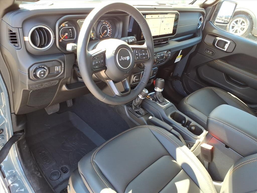 New 2025 Jeep Gladiator High Tide Truck