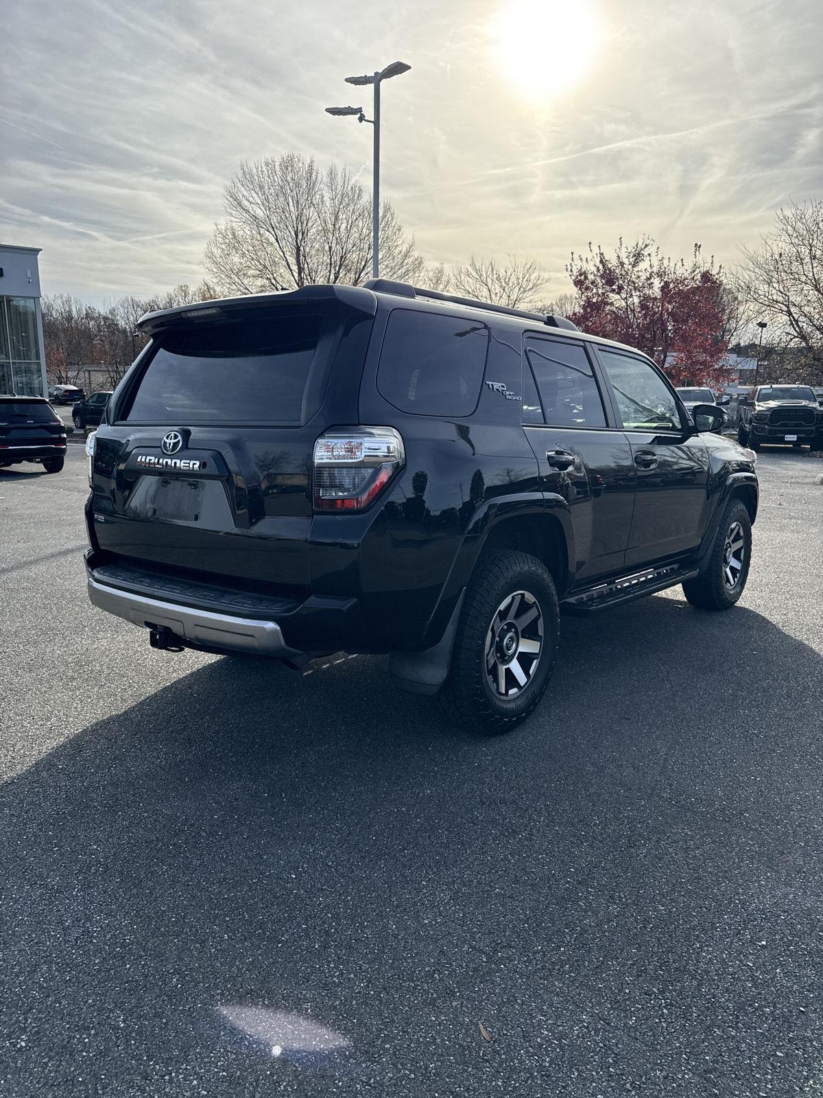 2019 Toyota 4Runner TRD Premium photo 4