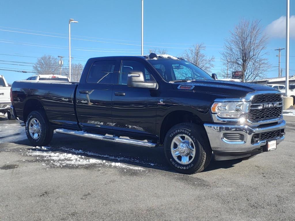 2024 Ram 2500 Tradesman photo 2