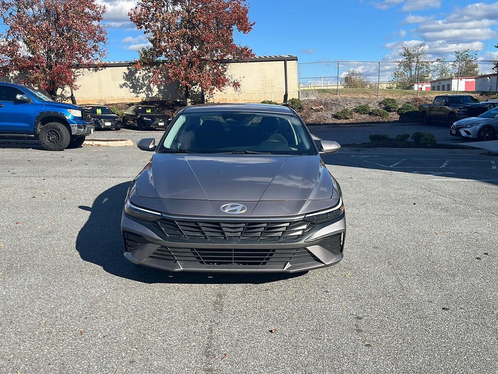 Used 2024 Hyundai Elantra SEL Sedan