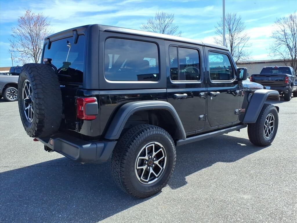 Used 2024 Jeep Wrangler Rubicon SUV