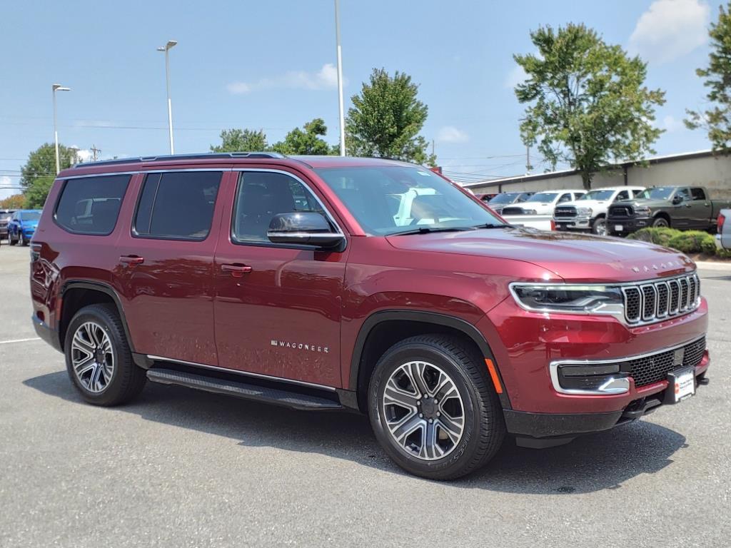 2024 Jeep Wagoneer Base photo 2