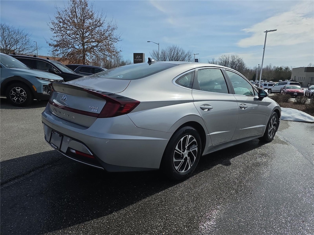 Used 2021 Hyundai Sonata Hybrid Blue Sedan