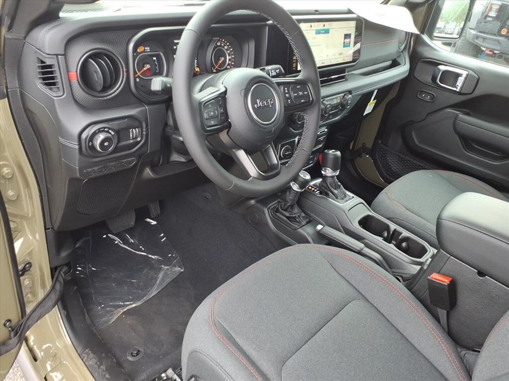 New 2025 Jeep Wrangler Rubicon SUV