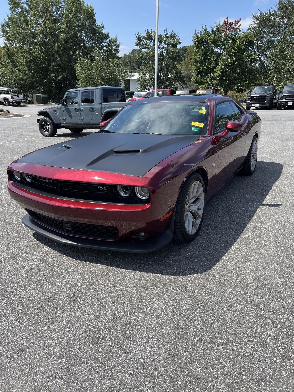 2020 Dodge Challenger R/T Scat Pack photo 2