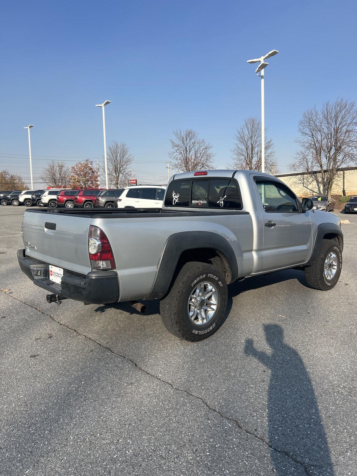 2011 Toyota Tacoma Base photo 4