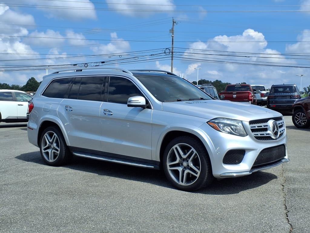 2017 Mercedes Benz GLS 550 4MATIC photo 2