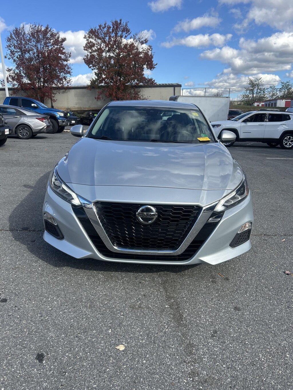 Used 2022 Nissan Altima 2.5 SV Sedan