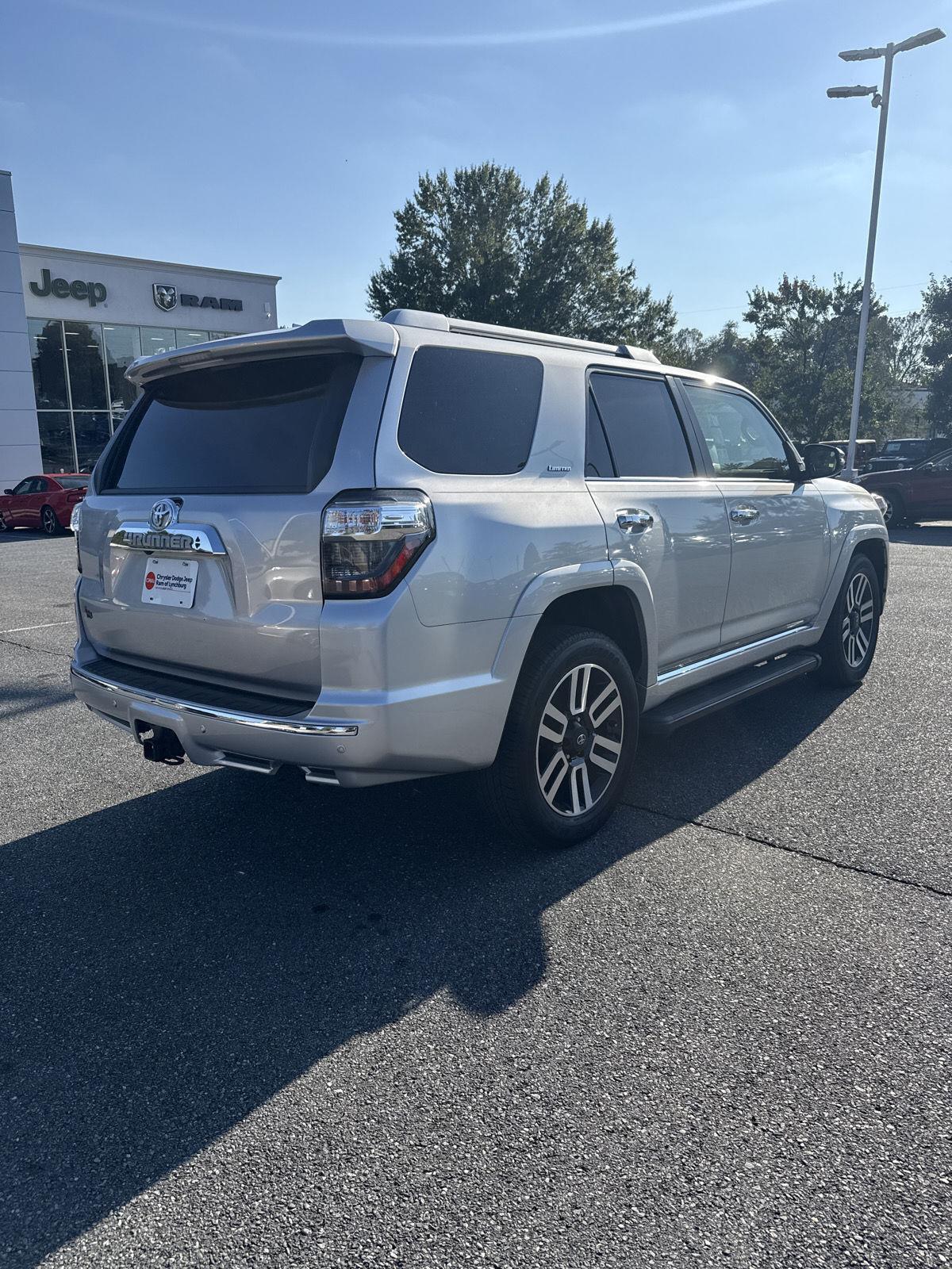 2024 Toyota 4Runner Limited photo 3