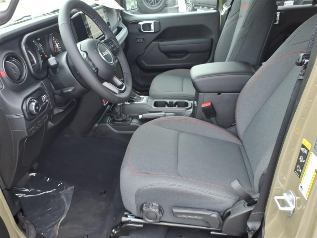 New 2025 Jeep Wrangler Rubicon SUV