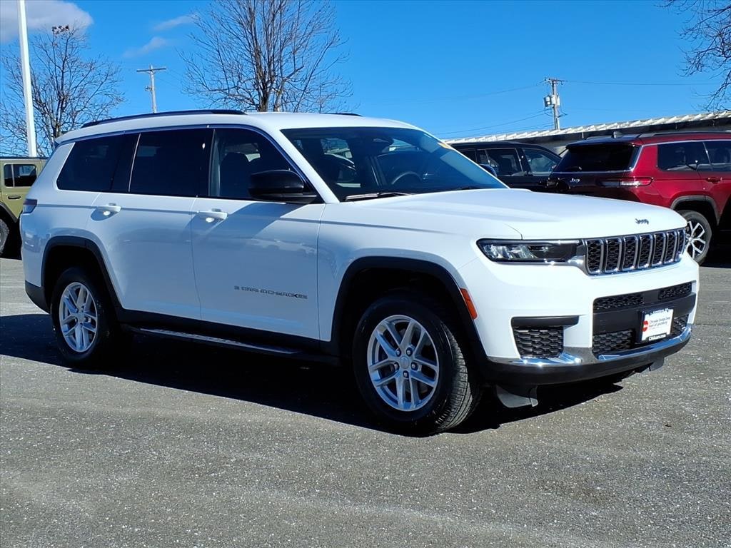 Used 2023 Jeep Grand Cherokee L Laredo SUV