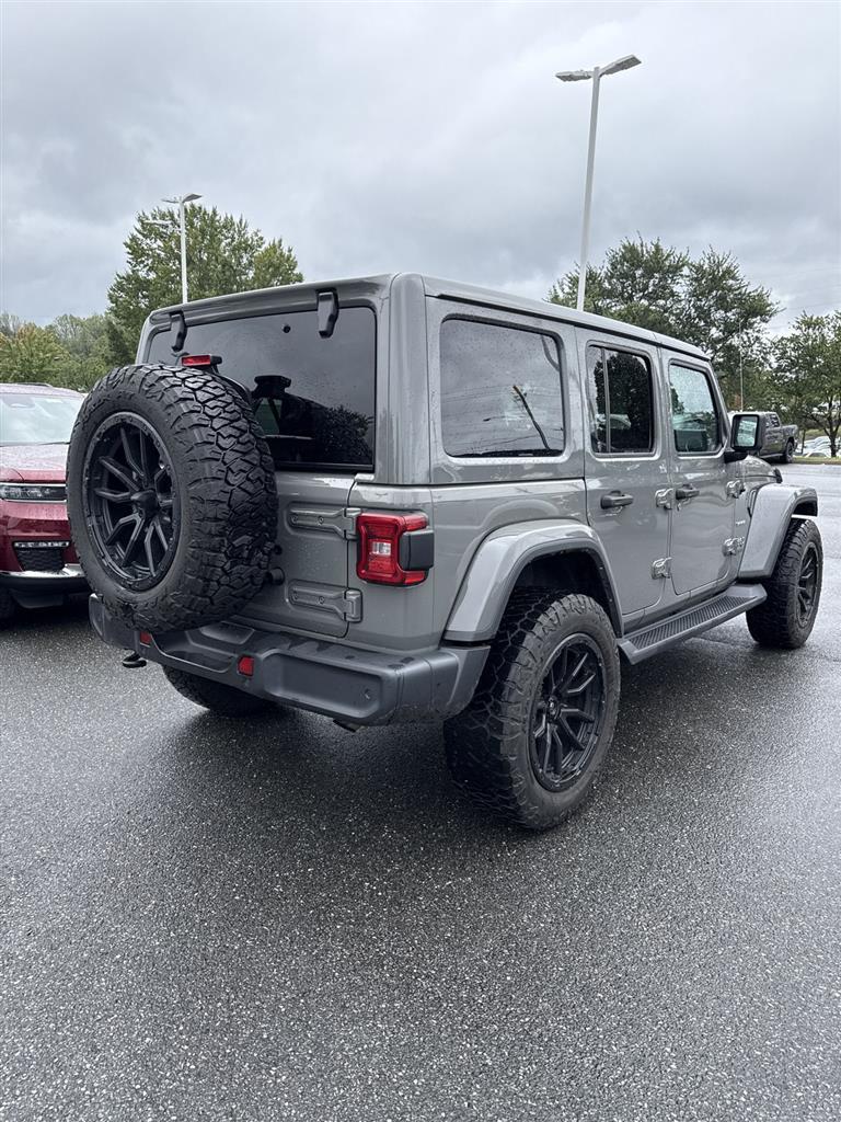 2022 Jeep Wrangler Unlimited Sahara photo 4